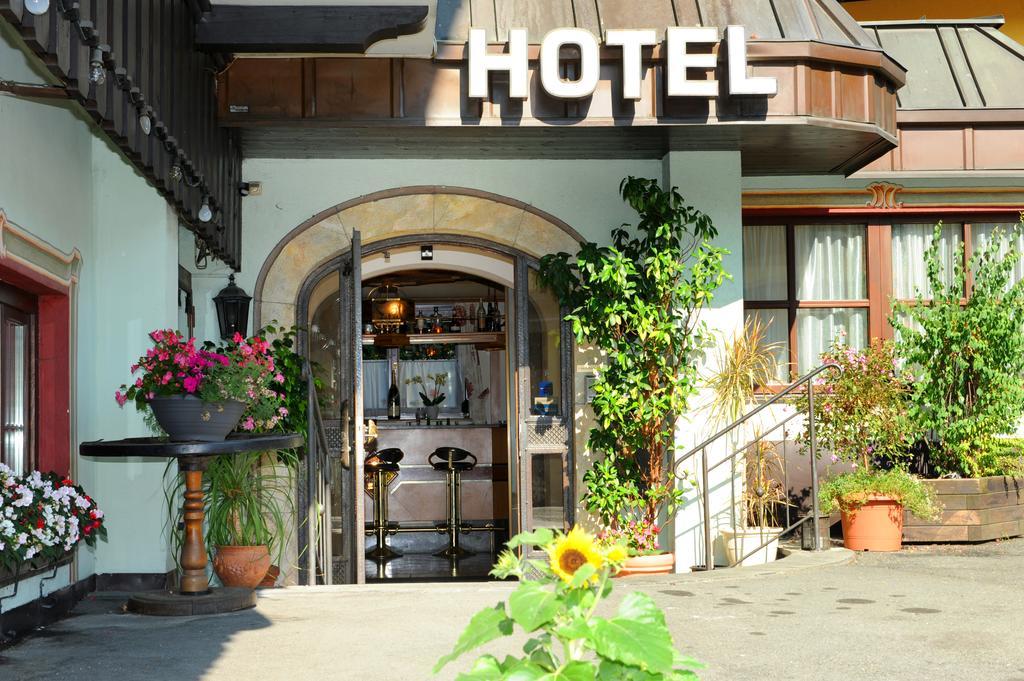 Ferienhaus Hotel Roesslwirt เคิร์ชแบร์ก อิน ทิโรล ภายนอก รูปภาพ